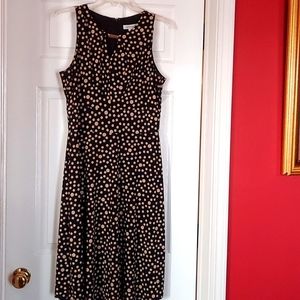 Sleeveless dress
